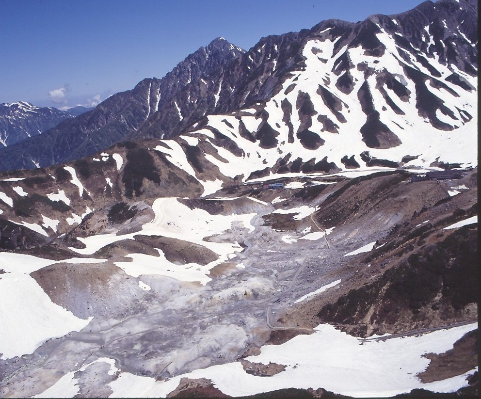 Volcanic landscape around Jigokudani, Tateyama　and Mt Tsurugi