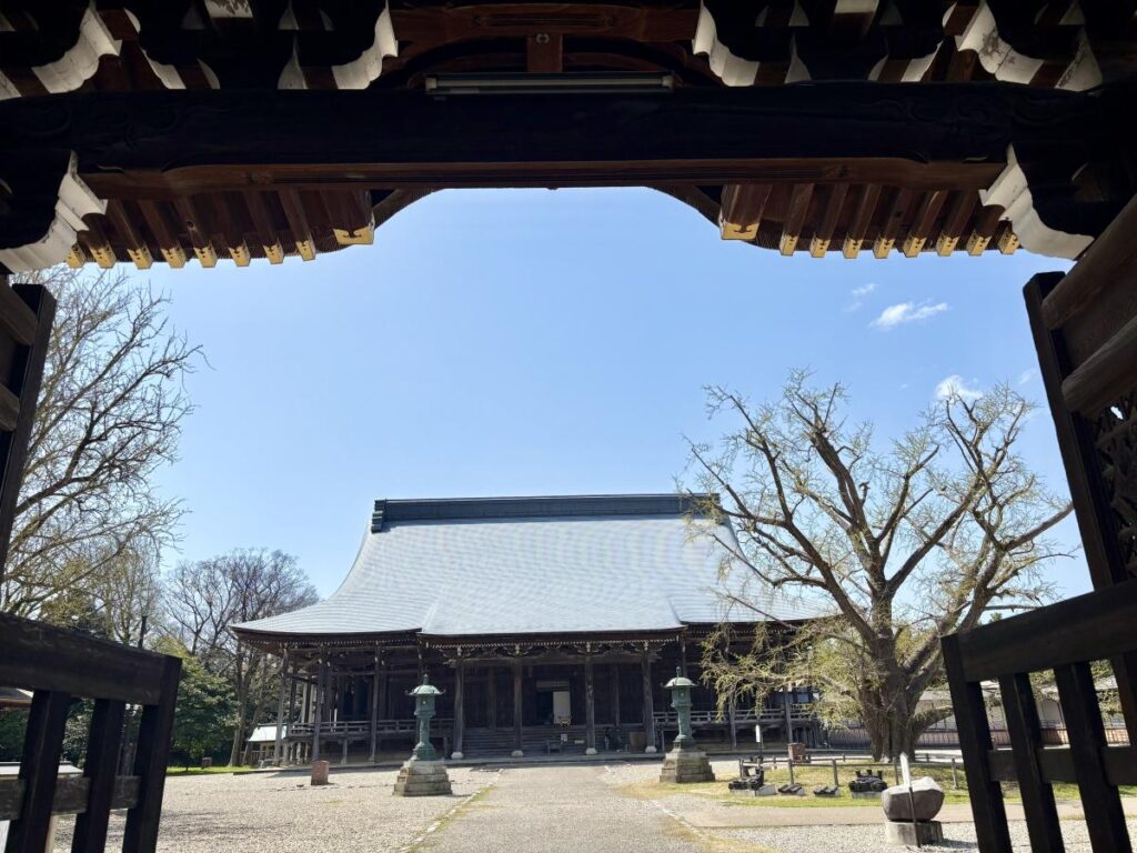 Shōkō-ji Temple, a National Treasure, in Fushiki, Takaoka City