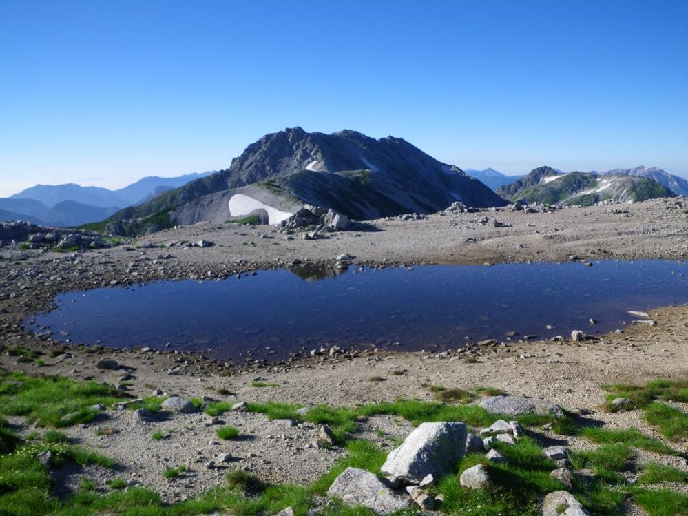 Suzuriga-ike (Inkstone Pond) near the summit of the southern peak of Mt. Bessan